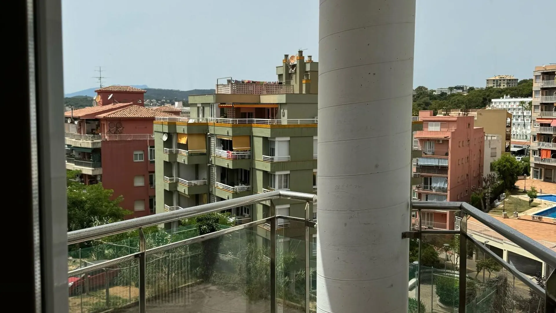 Kesito Family Apartments 滨海略雷特