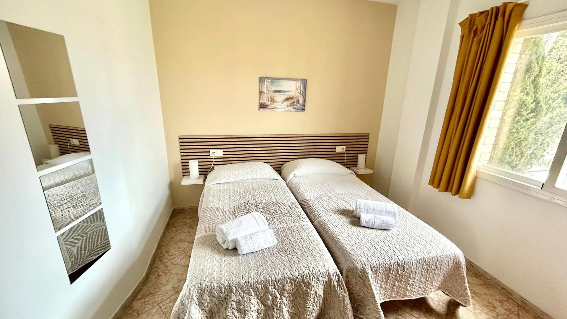 Kesito Family Apartments 滨海略雷特